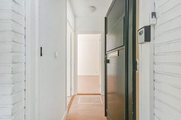 Medium property photo - Van Zeggelenlaan 303, 2524 AK Den Haag